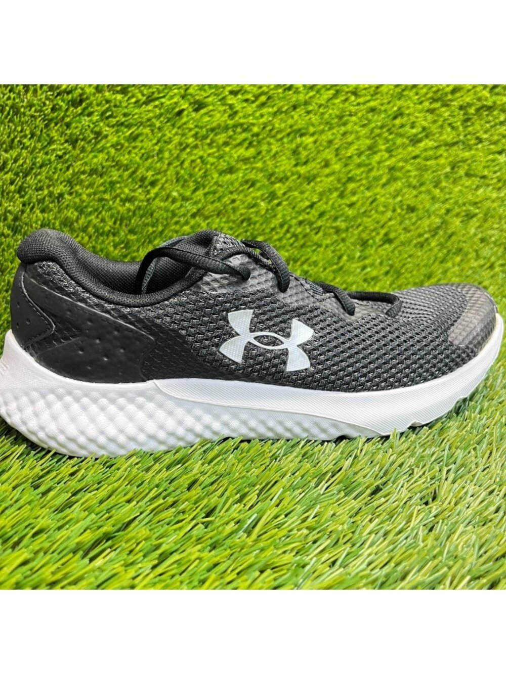 Under Armour Charged Rogue 3 Womens Size 8 Black Athletic Running Shoes Sneakers